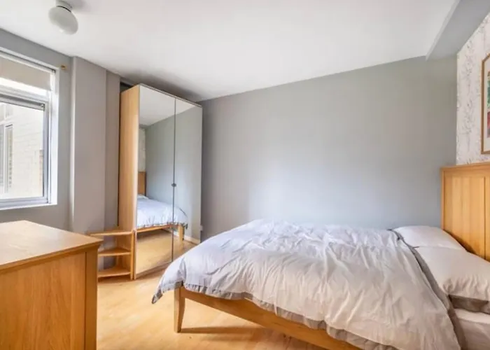 Notting Hill Apartment